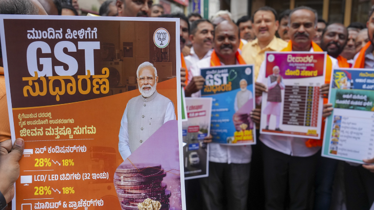 https://www.salarnews.in/public/uploads/images/newsimages/maannewsimage23092025_012348_gst sLAB.png